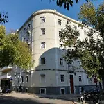 Latino Coelho Residence